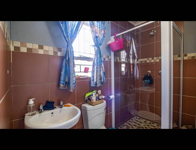 3 BEDROOM HOUSE FOR SALE IN LEOPARD'S REST SECURITY ESTATE